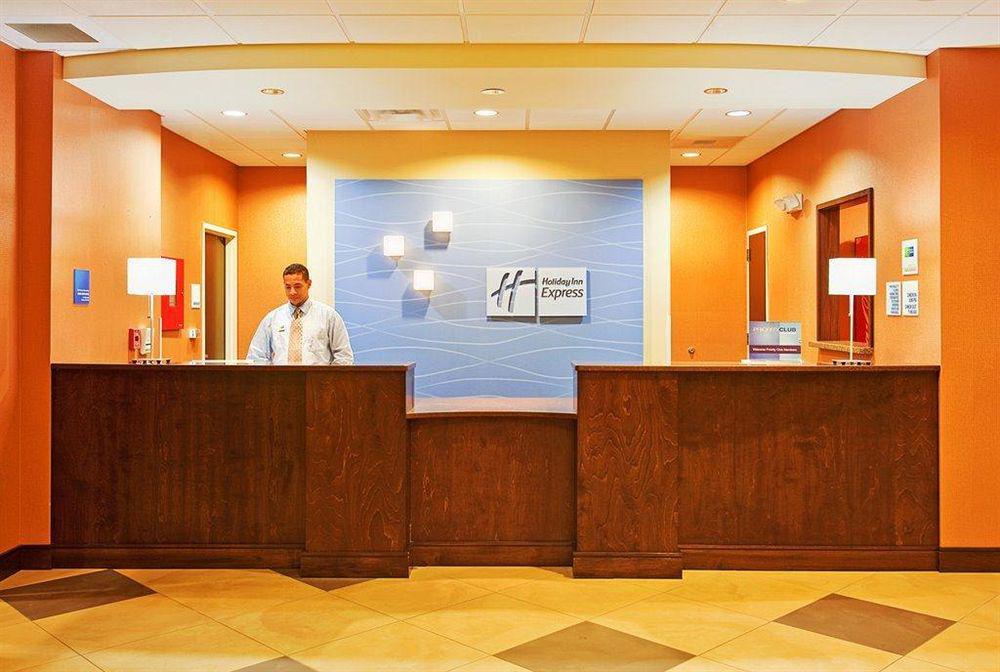 Express & West By Ihg 2*